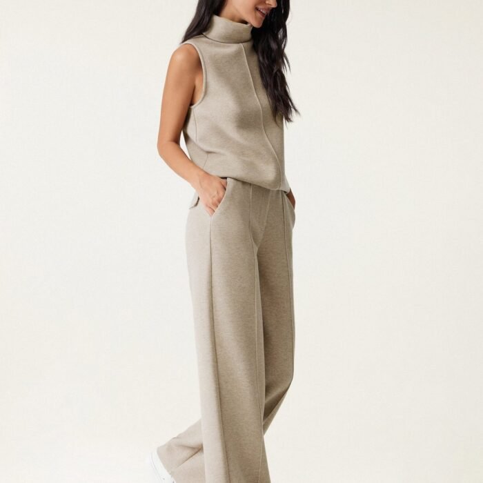 2-teiliges Set: Elegante, hochtaillierte Hose mit geradem Bein und Top mit Schlitz am Saum