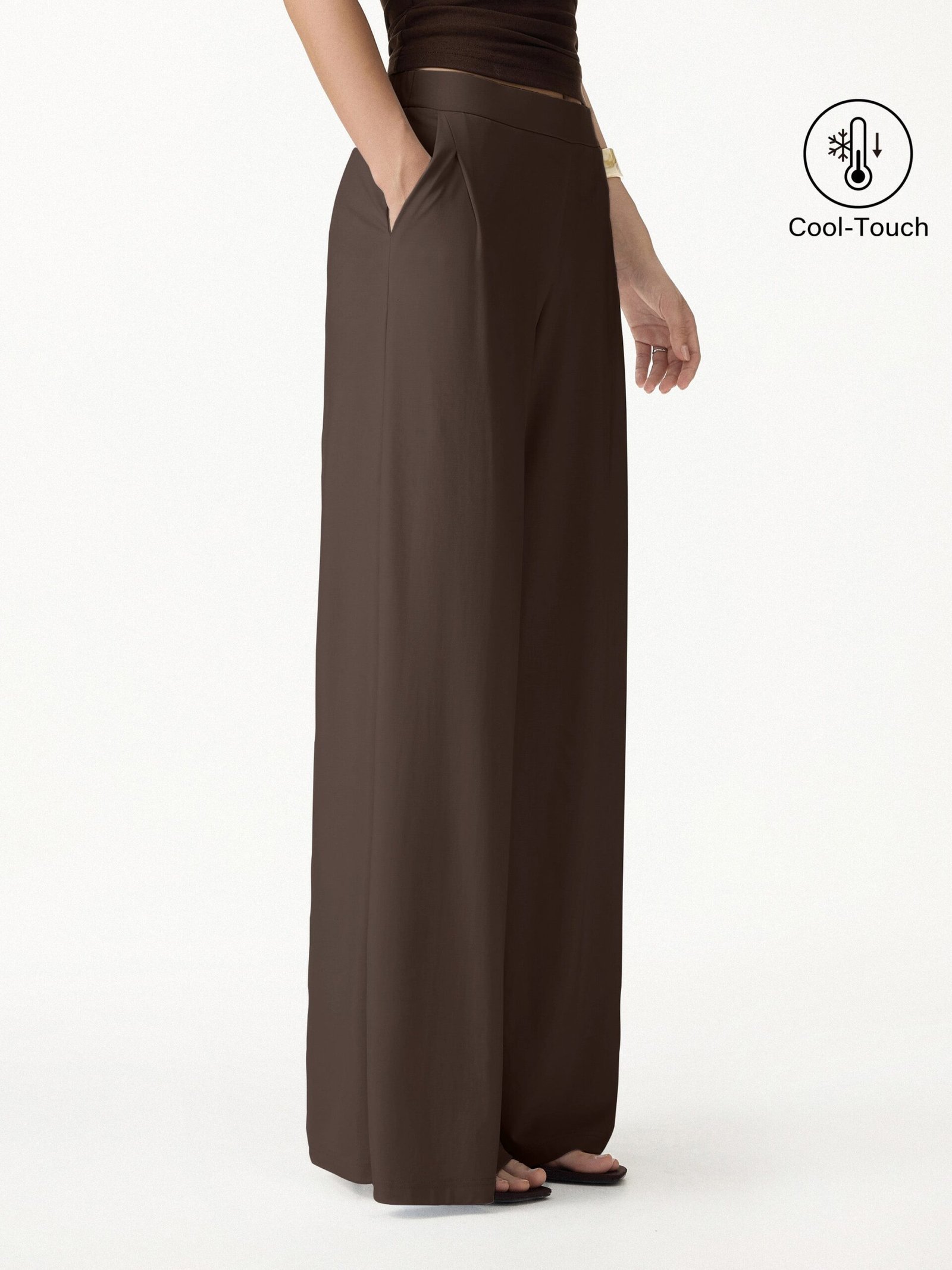 Ponte Hose mit mittelhohem Bund, weitem Bein und Taschen