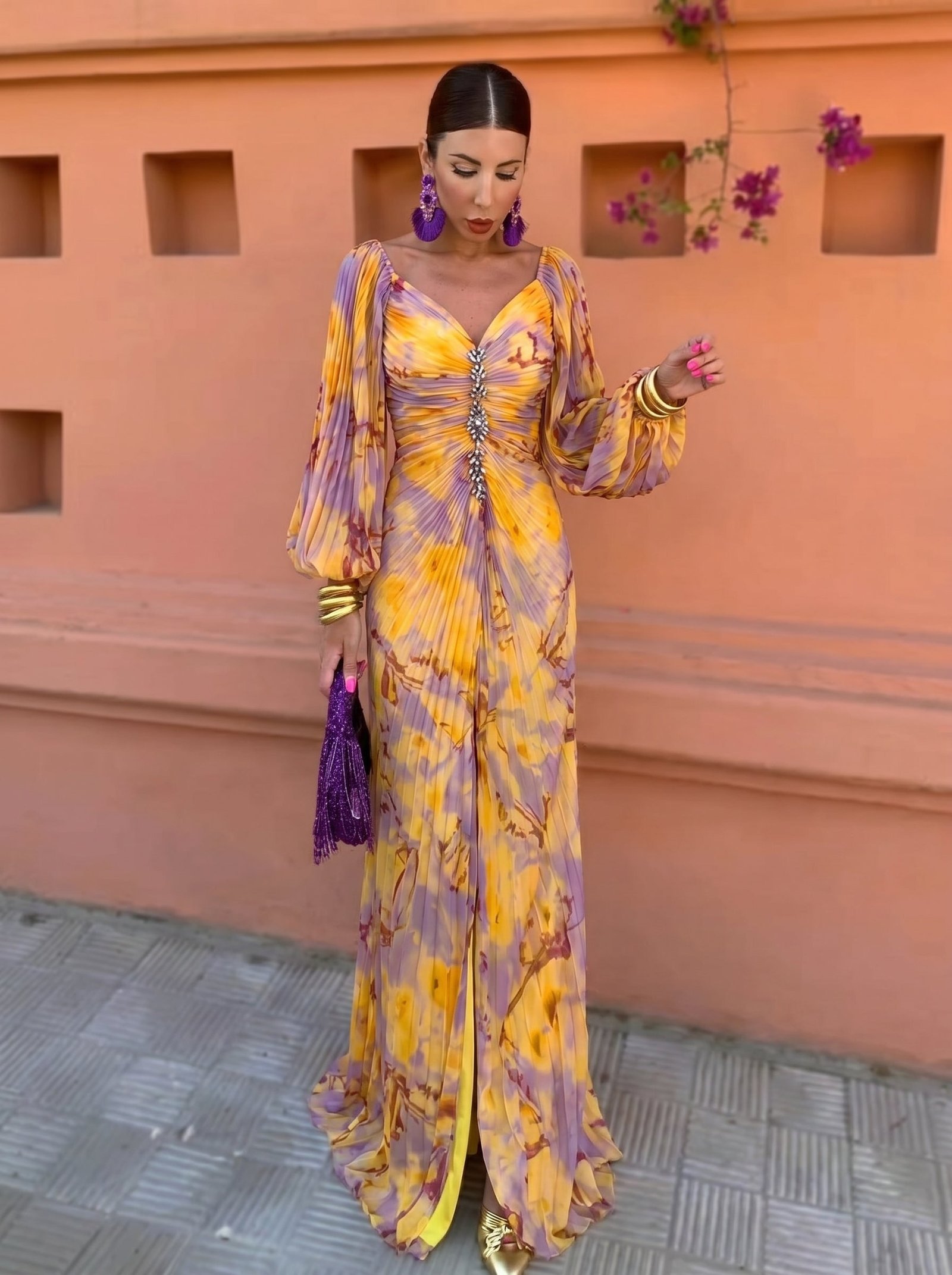 Juliette | Robe longue imprimée florale avec décolleté plongeant - Image 2